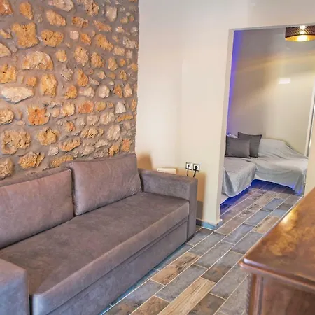 度假居 Nikolas House