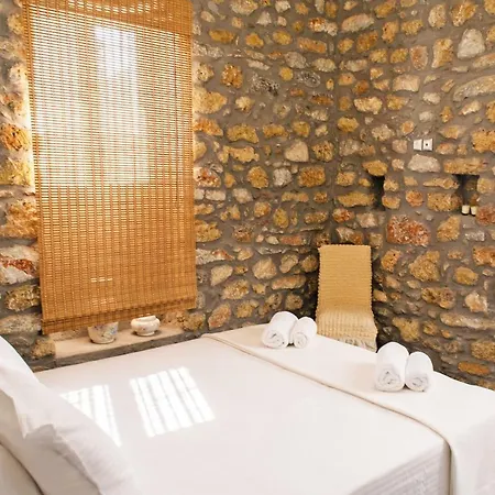 Nikolas House Areopoli